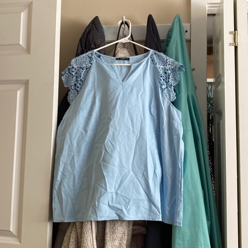 (GREAT CONDITION) SheIn Top